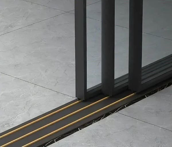 Tools for fixing a sliding door, like a screwdriver and cloth